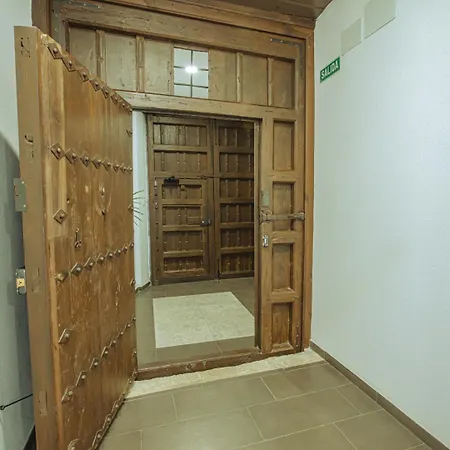 Apartamentos Turisticos Pilaria Jaén Exterior photo